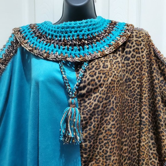 Handmade Quality Original Pullover Design Cape Shawl Sweater, On… - Picture 2 of 12